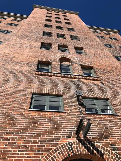 Ohlerich Speicher - Schlafen Im Hafen Wismar Bagian luar foto
